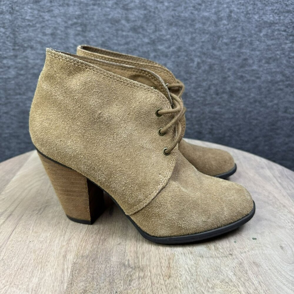 BCBG Max Azria Womens Suede Tan Ankle Booties‎ Heeled Lace-Up Size 6B
